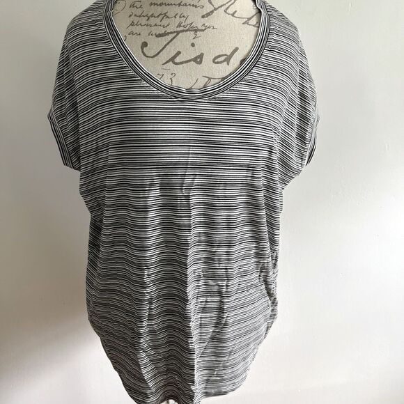 Athleta Striped T-shirt - Picture 1 of 4